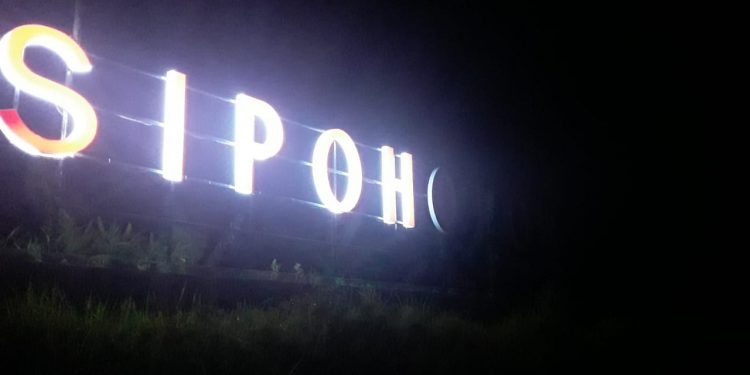 Dikerjakan Akhir Tahun 2018 Lampu Landmark Sipoholon Sudah Tak Berfungsi Baik Dikerjakan Akhir Tahun 2018 Lampu Landmark Sipoholon Sudah Tak Berfungsi Baik