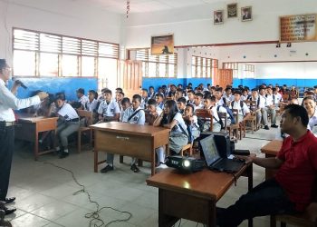 Selamatkan Generasi dari Bahaya Narkoba, Erwin Tito Harahap Sosialisasi di Depan Para Siswa