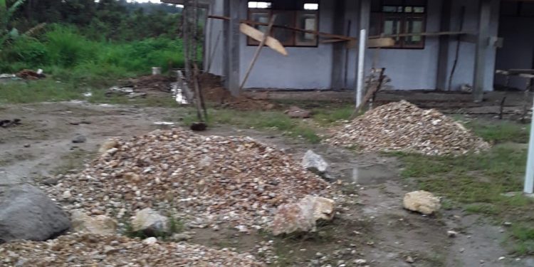 Proyek di SMPN 7 Tarutung Diduga Dimainkan Proyek di SMPN 7 Tarutung Diduga Dimainkan