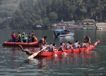 Peserta Lomba Solu PTLF Diikuti Beberapa Wilayah di Perairan Danau Toba