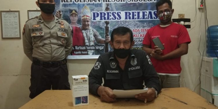 Taruh di Dashboard, Hp Derma Raib Dijambret