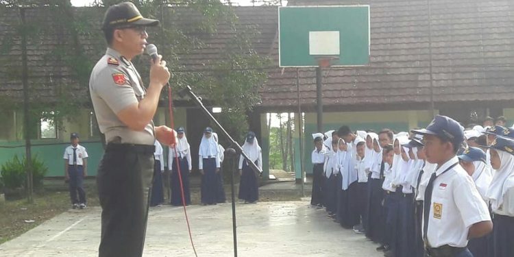 Kapolsek Sukamakmur Himbau Pelajar Stop Tawuran Kapolsek Sukamakmur Himbau Pelajar Stop Tawuran