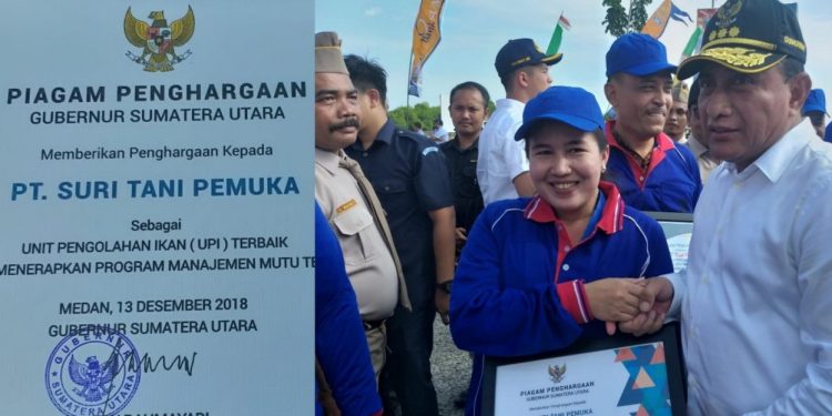 PT Suri Tani Pemuka Raih Penghargaan Unit Pengolahan Ikan Terbaik PT Suri Tani Pemuka Raih Penghargaan Unit Pengolahan Ikan Terbaik