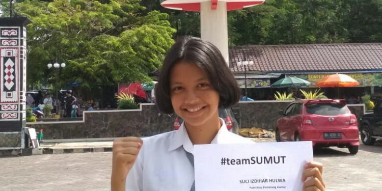 Suci Izhidar Hulwa, Anak Penjual Lontong dari Siantar ini Lolos Jadi Anggota Paskibraka