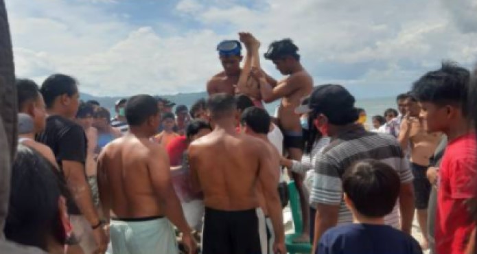 Dian Boru Tambunan, Siswi Kelas 3 SMP Tewas Tenggelam di Danau Toba saat Menolong Adiknya Dian Boru Tambunan, Siswi Kelas 3 SMP Tewas Tenggelam di Danau Toba saat Menolong Adiknya