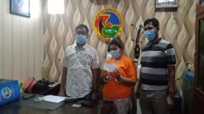 Mama Muda Tertangkap Jual Sabu, Katanya Buat Baju Lebaran Anak Mama Muda Tertangkap Jual Sabu, Katanya Buat Baju Lebaran Anak