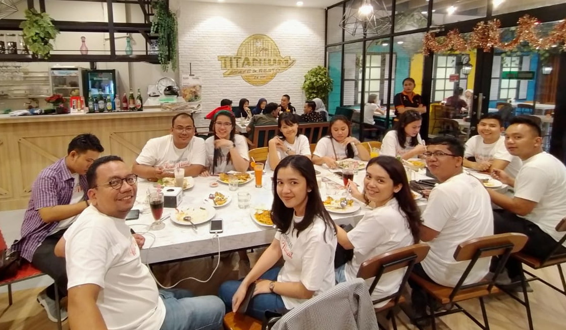 9 Tahun Aplus dan Titanium Jadi Idola Pecinta Kuliner di Siantar