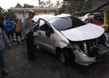 Kecelakaan Mobil Rombongan Asal Padang di Jalan Siantar-Parapat Merenggut Korban Jiwa