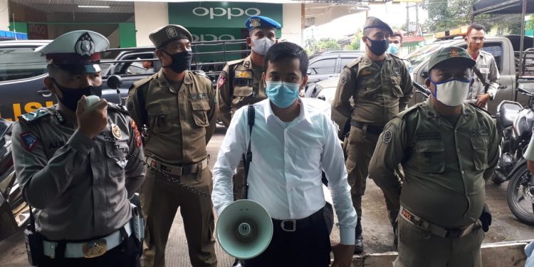 Polres Sibolga Datangi Pasar dan Warkop, Sosialisasi Kebiasaan Adaptasi Baru Cegah Covid-19