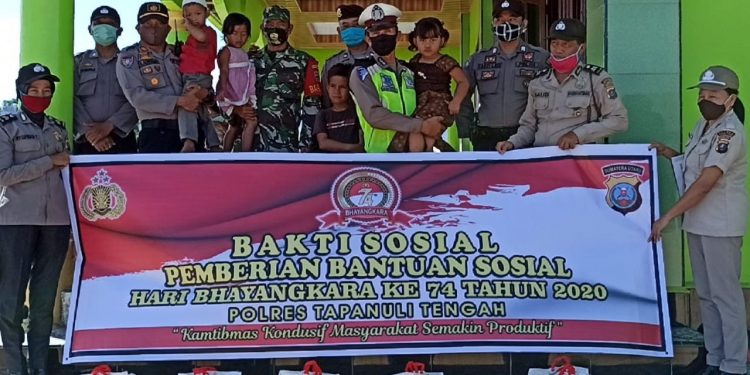 Polres Tapteng dan Kodim 0211/TT Bakti Sosial Sambut Hari Bhayangkara Polres Tapteng dan Kodim 0211/TT Bakti Sosial Sambut Hari Bhayangkara