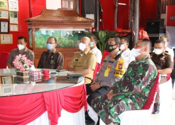 Bupati Taput Ikuti Rapat Koordinasi Kepala Daerah Seluruh Indonesia