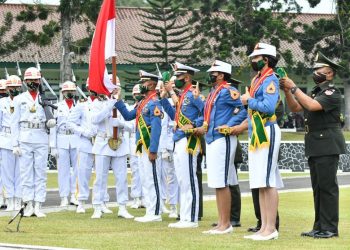 Kepala Staf Angkatan Darat, Jenderal TNI Andika Perkasa Tutup Pendidikan Taruna dan Taruni Akmil Tingkat IV