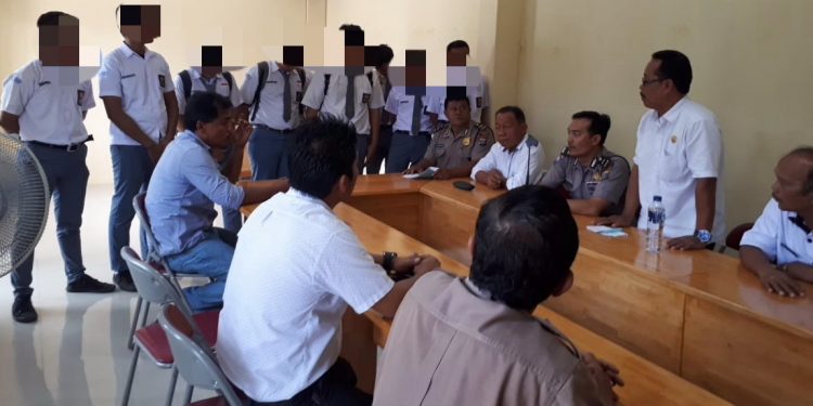 Sejumlah Siswa SMAN 2, SMAN 4 dan SMA Methodist 1 Terlibat Tawuran Sejumlah Siswa SMAN 2, SMAN 4 dan SMA Methodist 1 Terlibat Tawuran