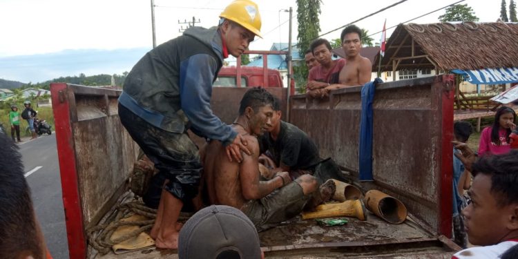 Jony Hutagaol Tewas Tersengat Listrik, Tiga Rekannya Luka Bakar Jony Hutagaol Tewas Tersengat Listrik, Tiga Rekannya Luka Bakar