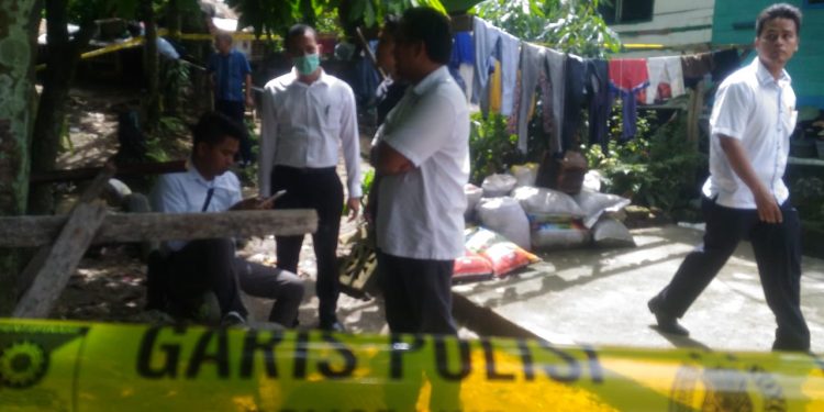 Dedi Tewas Ditikam Teman Karibnya di Pematang Dedi Tewas Ditikam Teman Karibnya di Pematang