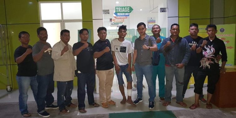 Sering Mencuri dan Menjambret, Polisi Hadiahi Timah Panas di Kaki Rizky Sering Mencuri dan Menjambret, Polisi Hadiahi Timah Panas di Kaki Rizky