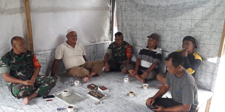 Kodim 0207/SML Koramil 02/ST Jalin Komunikasi Sosial dengan Tokoh Masyarakat