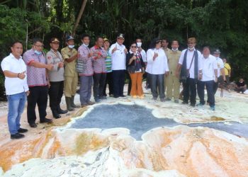 Bupati Simalungun Akan Benahi Objek Wisata Air Panas Tinggi Raja