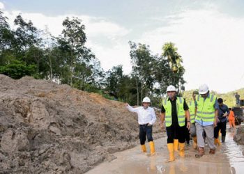 Edy Rahmayadi Tinjau Lokasi Bencana Longsor di Tobasa