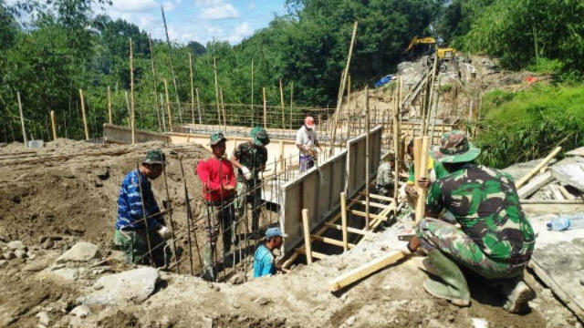 Pembangunan Jembatan TMMD Ke-107 Kodim 0205/TK di Kabupaten Karo akan Berikan Multiefek Pembangunan Jembatan TMMD Ke-107 Kodim 0205/TK di Kabupaten Karo akan Berikan Multiefek