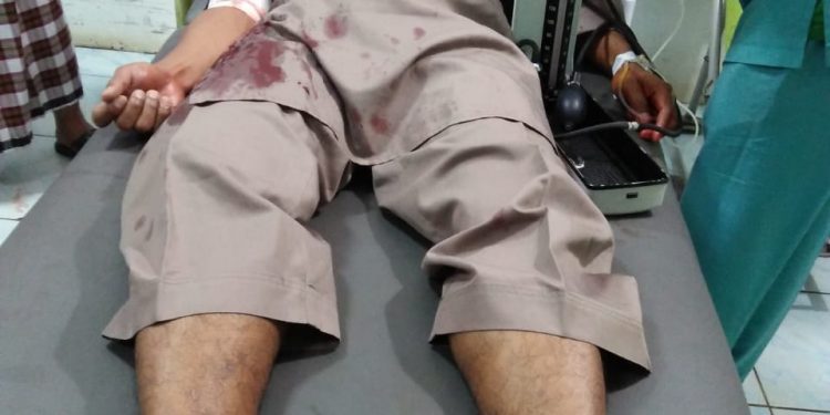 Viral, Aksi Heroik Anggota TNI AD Tertusuk saat Bekuk Pelaku Curanmor di Parkiran Masjid Viral, Aksi Heroik Anggota TNI AD Tertusuk saat Bekuk Pelaku Curanmor di Parkiran Masjid