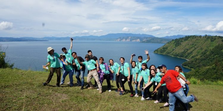 Wisata Danau Toba Terus Menggeliat, Kemenpar kini Gandeng Anak Zaman Now Wisata Danau Toba Terus Menggeliat, Kemenpar kini Gandeng Anak Zaman Now