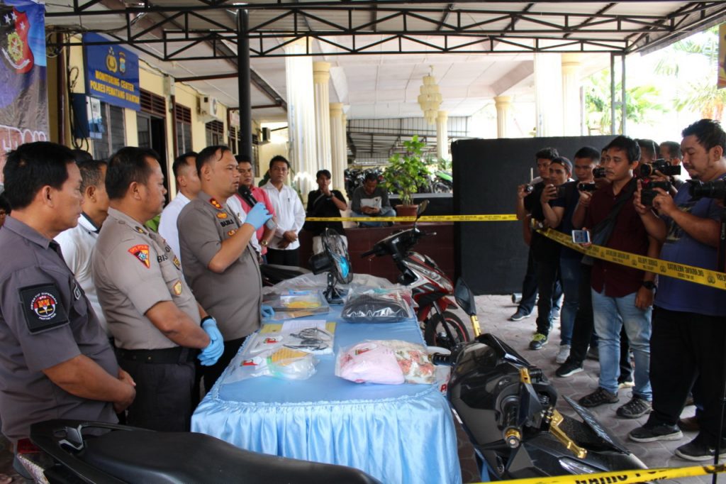 Surya Bakti Siregar dan Dedi Suarno, Pembobol Rumah Toke Grosir di Siantar Ditembak Polisi Surya Bakti Siregar dan Dedi Suarno, Pembobol Rumah Toke Grosir di Siantar Ditembak Polisi