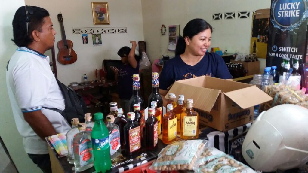 Razia Lokasi Hiburan Malam dan Cafe, Polisi Amankan Miras, Sabu dan Sepedamotor Razia Lokasi Hiburan Malam dan Cafe, Polisi Amankan Miras, Sabu dan Sepedamotor
