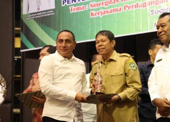 Sukses Kendalikan Inflasi Daerah, Siantar Raih Award