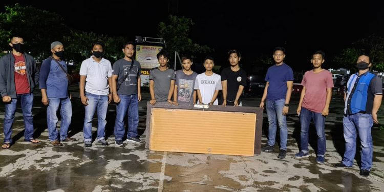 Polres Sergai Menangkap Sindikat Pelaku Bongkar Rumah saat Hendak Kabur ke Riau Polres Sergai Menangkap Sindikat Pelaku Bongkar Rumah saat Hendak Kabur ke Riau