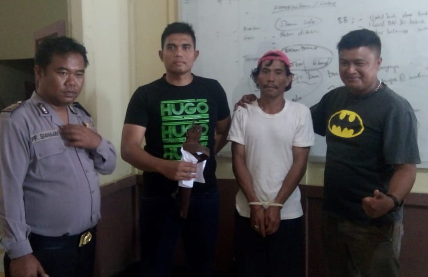 Diduga Curi Daun Sirih, Akner Rumapea Dibantai di Samosir Diduga Curi Daun Sirih, Akner Rumapea Dibantai di Samosir