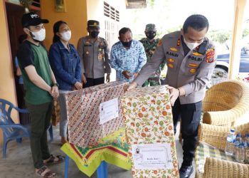 Tunda Pesta Pernikahan, Pasangan Yohannes Situmorang dan Yenny Siahaan Dapat Kado dari Kapolda Sumut Tunda Pesta Pernikahan, Pasangan Yohannes Situmorang dan Yenny Siahaan Dapat Kado dari Kapolda Sumut