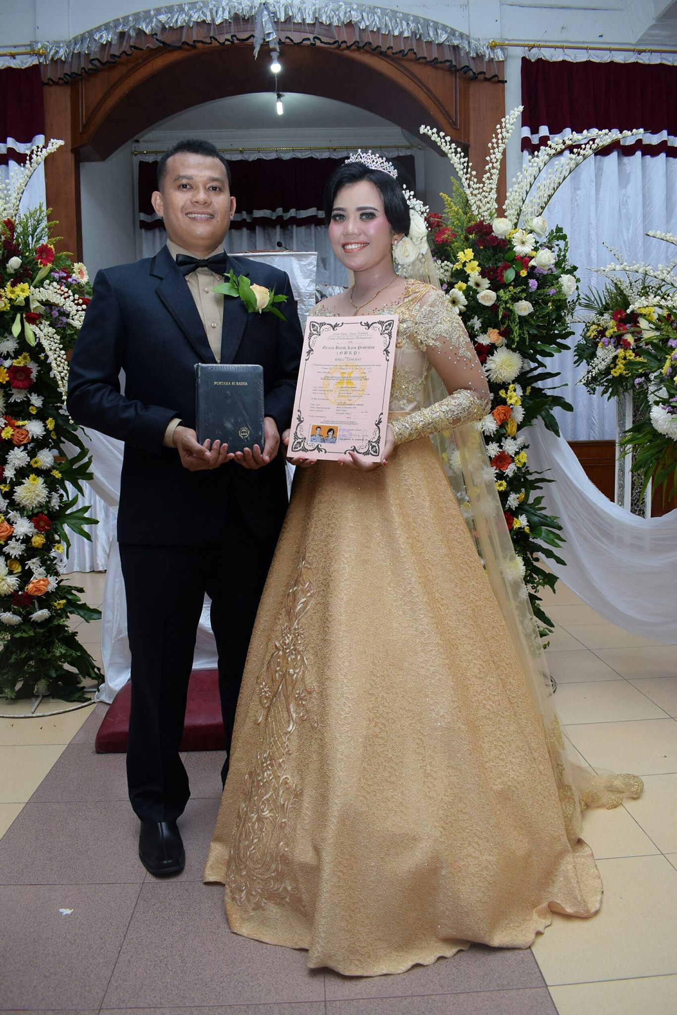 Hamil Anak Kedua, Briptu Via Ulina Tarigan, Polwan Cantik di Nisel dapat Kenaikan Pangkat Hamil Anak Kedua, Briptu Via Ulina Tarigan, Polwan Cantik di Nisel dapat Kenaikan Pangkat