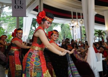 "Ulos, Hangoluan & Tondi" yang Mengiringi Perjalanan Hidup Suku Batak