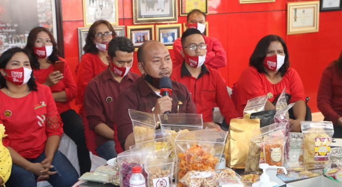 Bupati Taput Tekankan Kreatifitas Pelaku UMKM sebagai Upaya Bangkitkan Perekonomian