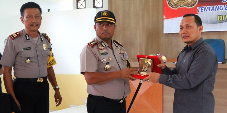 Tim Peneliti Pusham Unimed Hadir di Polres Simalungun Tim Peneliti Pusham Unimed Hadir di Polres Simalungun