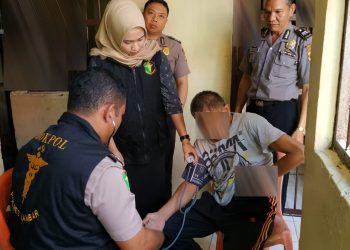 Sejumlah Tahanan Polres Lampung Barat Diperiksa Urdokkes
