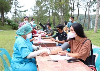 BPODT Bersama TNI-POLRI Laksanakan Serbuan Vaksinasi “Vaccine With The View” Di The Kaldera Toba Nomadic Escape