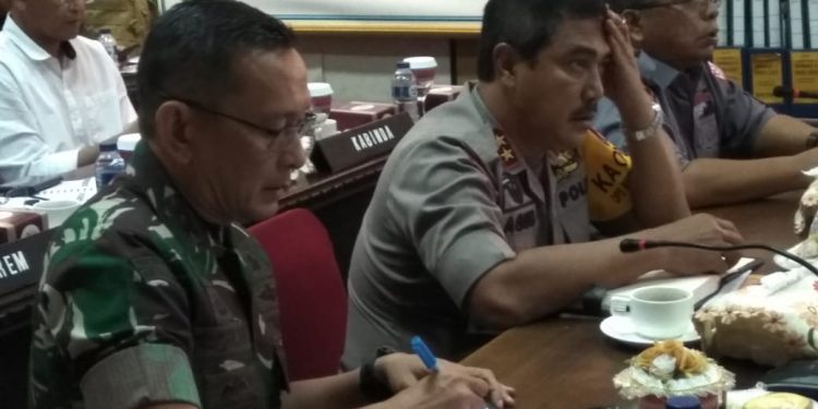Pangdam I/BB Hadiri Vidcon Kesiapan Pemilu 2019 Sumut dengan Menkopolhukam, Panglima TNI dan Kapolri Pangdam I/BB Hadiri Vidcon Kesiapan Pemilu 2019 Sumut dengan Menkopolhukam, Panglima TNI dan Kapolri