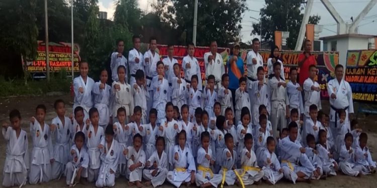 58 Karateka Wadokai Karate Indonesia Lulus Ujian Kenaikan Tingkat