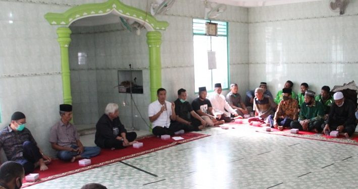 Walikota Siantar Letakkan Batu Pertama Pembangunan Musholla Al Ihsan di Jalan Seram