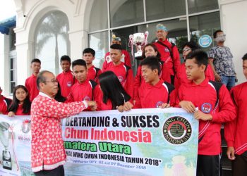 Berangkatkan Atlet Wing Chun Ikuti Kejurnas, Ini Pesan Plt Kadis Pariwisata Pematangsiantar