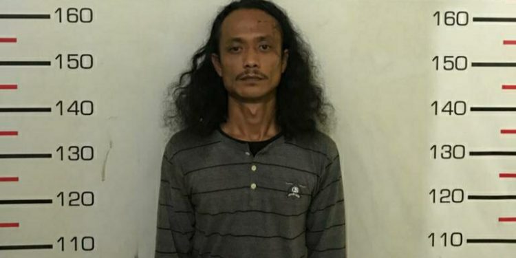 Gondrong Akhirnya Ditangkap Polres Simalungun di Indomaret Batu 4 Gondrong Akhirnya Ditangkap Polres Simalungun di Indomaret Batu 4