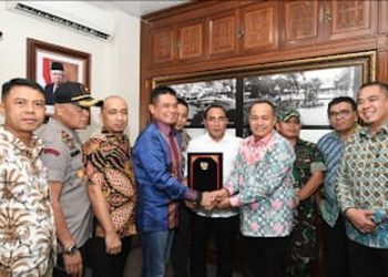 Bupati Zahir Teken Penetapan Lokasi Pengembangan Pelindo Kuala Tanjung