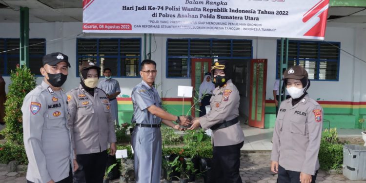 Waka Polres Asahan Sampaikan Pesan Kamtibmas kepada Siswa / i SMP N 6 Kisaran