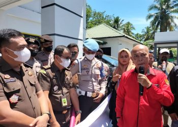 GNPK RI Dan Solidaritas Wartawan Madina Geruduk Kejari Pertanyakan Independensi