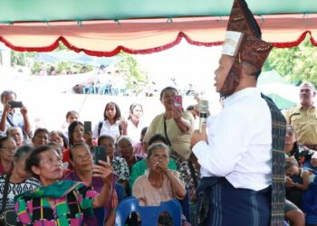 Usai Dipugar, Radiapoh Hasiholan Sinaga Resmikan Makam Mantan Bupati Simalungun, DR (HC) Drs Djabanten Damanik