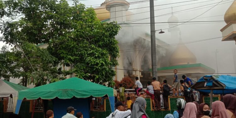 Jelang Sholat Jumat, Masjid Al Mutaqqin Pasar 9 Manunggal Terbakar Masjid Al Mutaqqin
