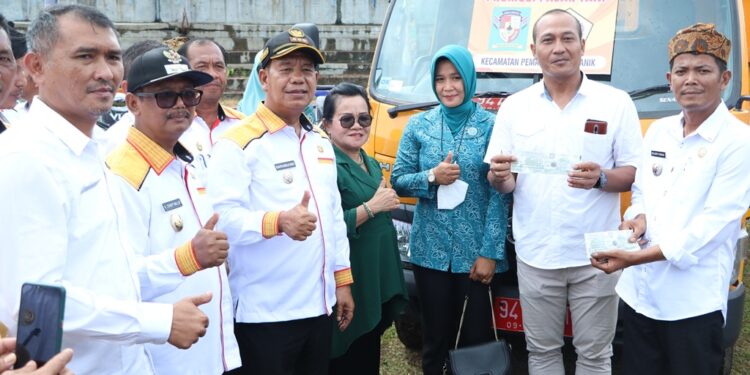 Bupati Simalungun Buka Promosi Pasar Tani Kabupaten Simalungun Tahun 2022