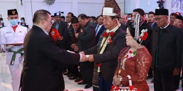 Bupati Simalungun Pimpin PPTSB 2022-2026 Wilayah II Sumut, Ajak Besarkan Organisasi dengan Marharoan Bolon